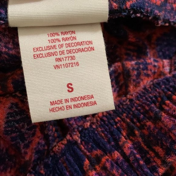 Mossimo Lace Trimmed Navy Blue/Red Print Pull On Shorts-Size S - Picture 7 of 8